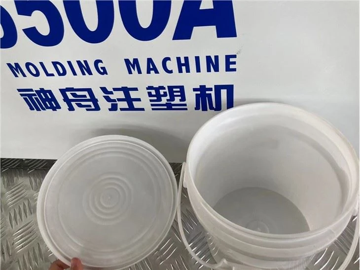 Plastic Buckets With Lid Handle Injection Molding Machine